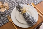 Black & White Triangle Napkin Set-6